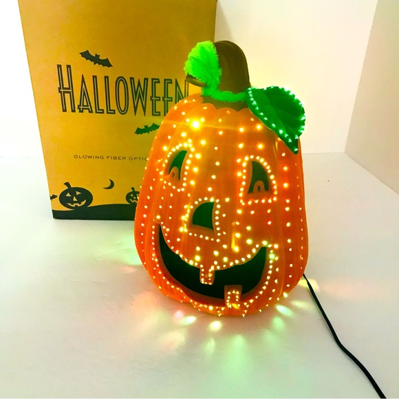Avon Holiday Vintage Halloween Pumpkin Light Up Fiber Optic Jack O
